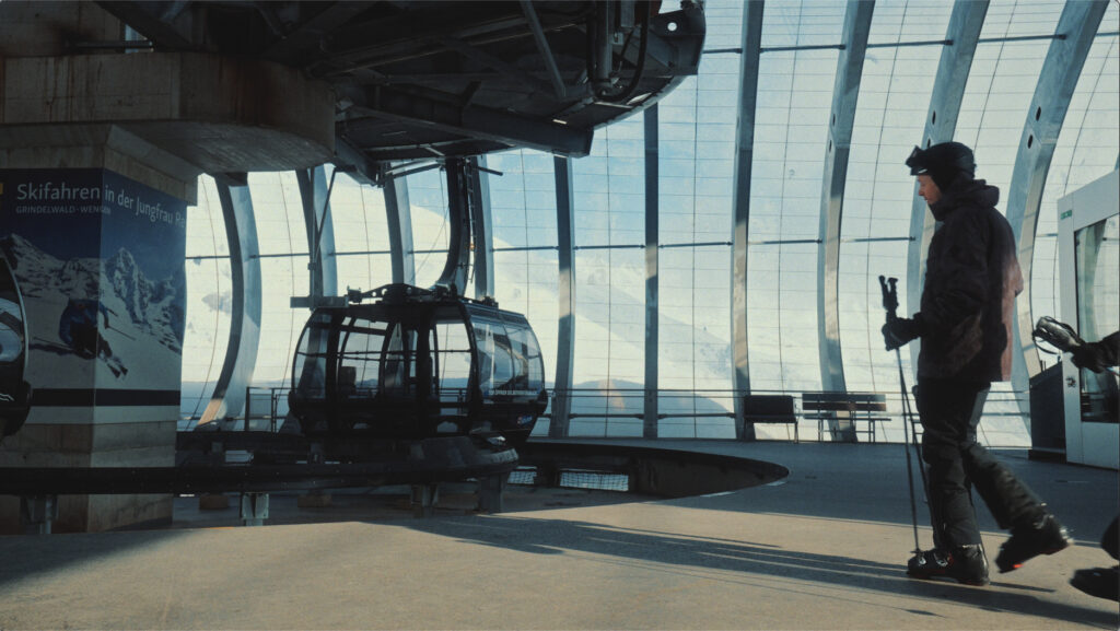 Get the Bond Feeling